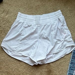 Lululemon high rise hotty hot short